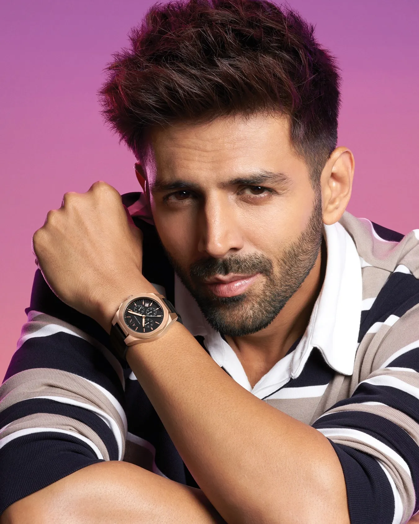 Kartik Aaryan Hairstyle Back Side