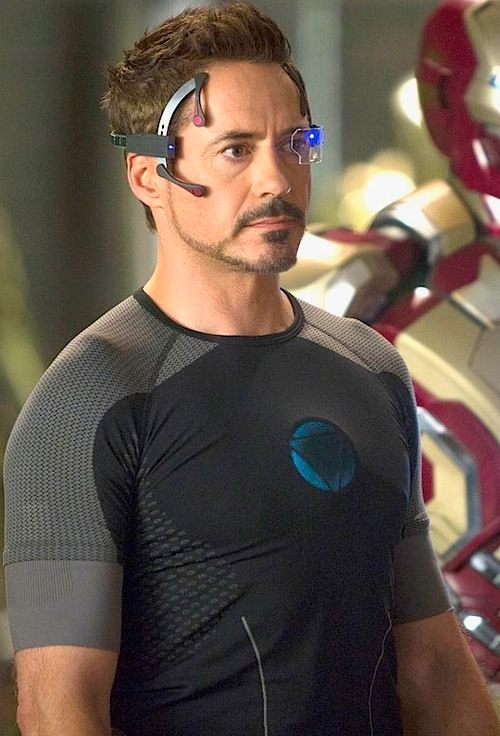 Robert Downey Jr hairstyle