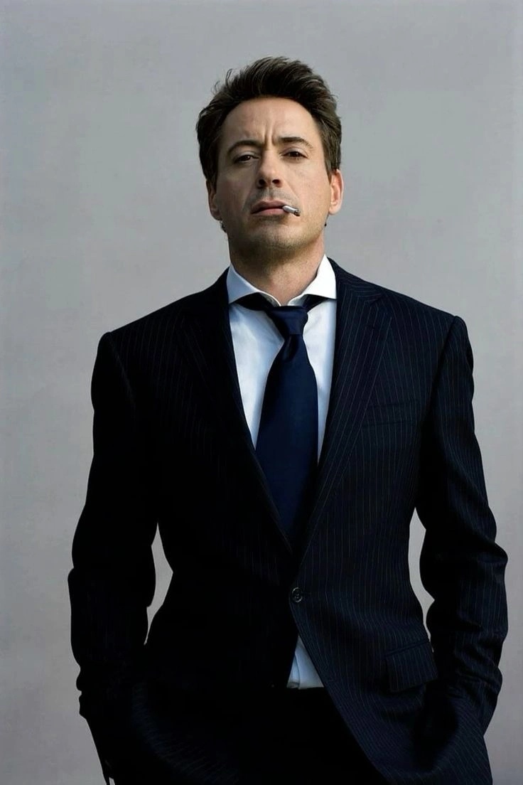 Robert Downey Jr hairstyle