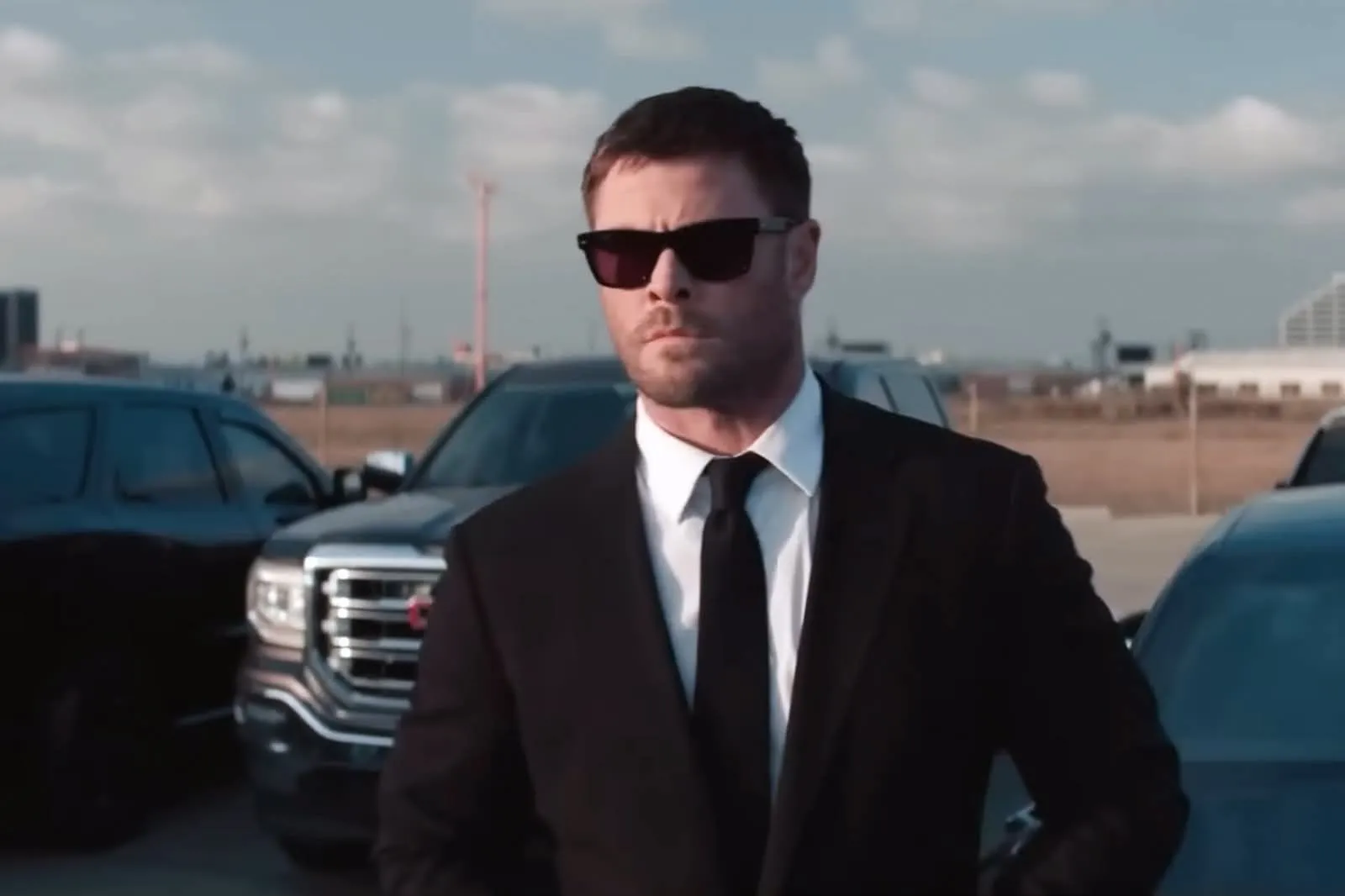 Chris Hemsworth hairstyle