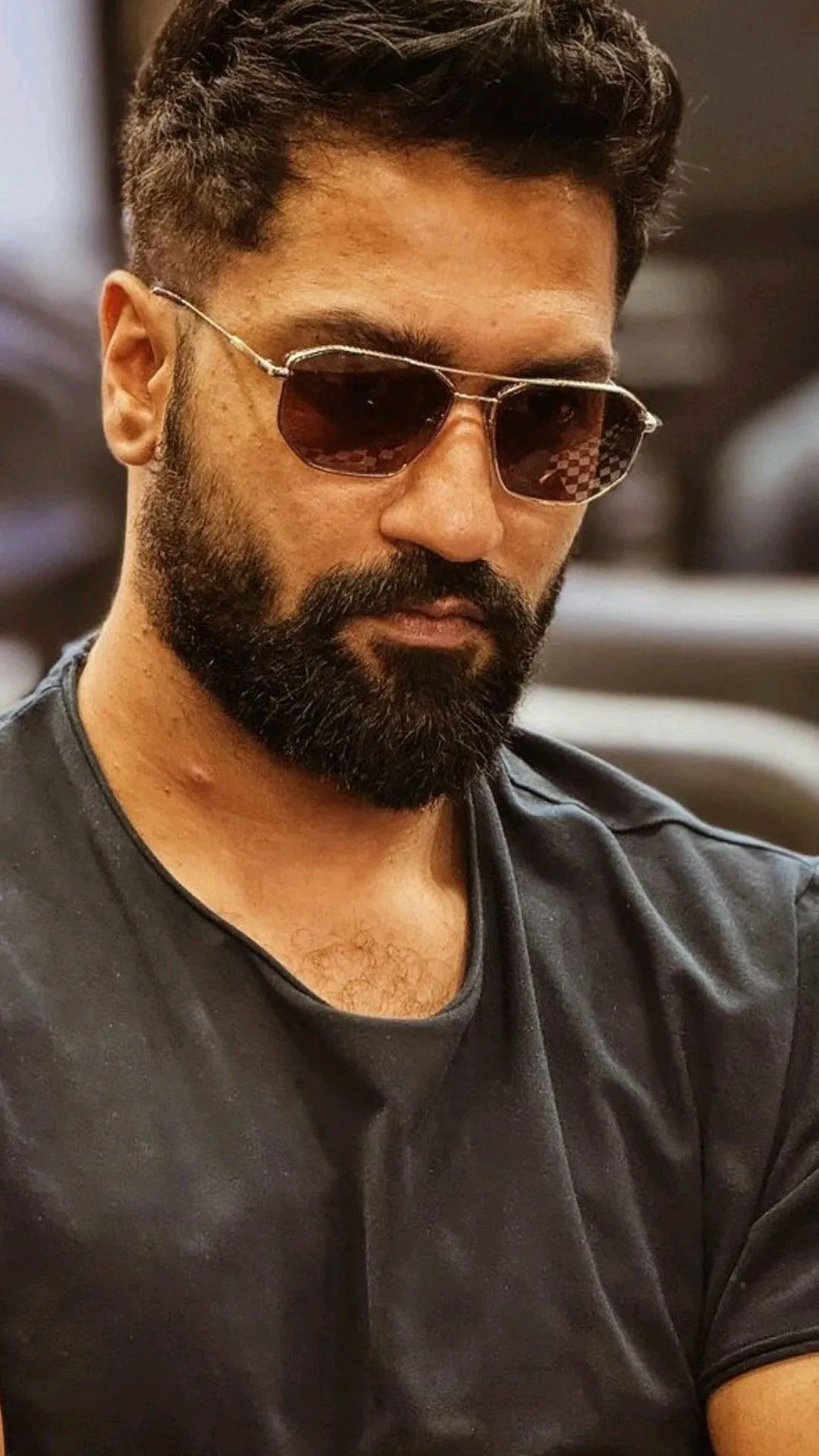 Vicky Kaushal hairstyle