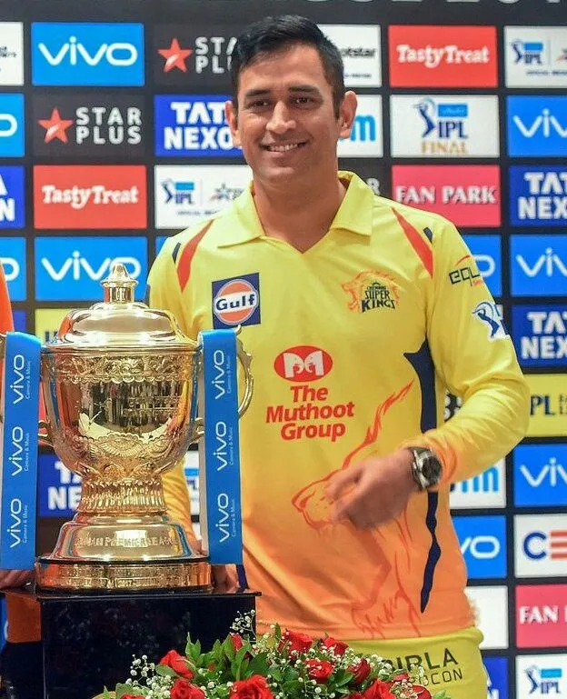 MS Dhoni hairstyle