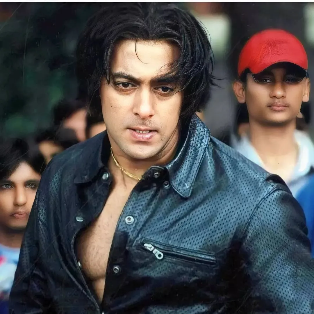 Tere Naam hairstyle