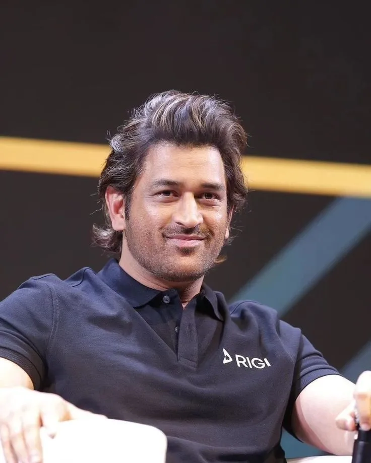 MS Dhoni hairstyle